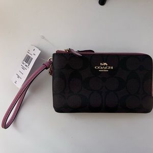 coach wallet/wristlet